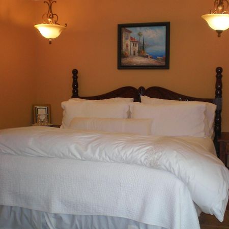 Spanish Villa Inn เซนต์เฮเลนา ภายนอก รูปภาพ